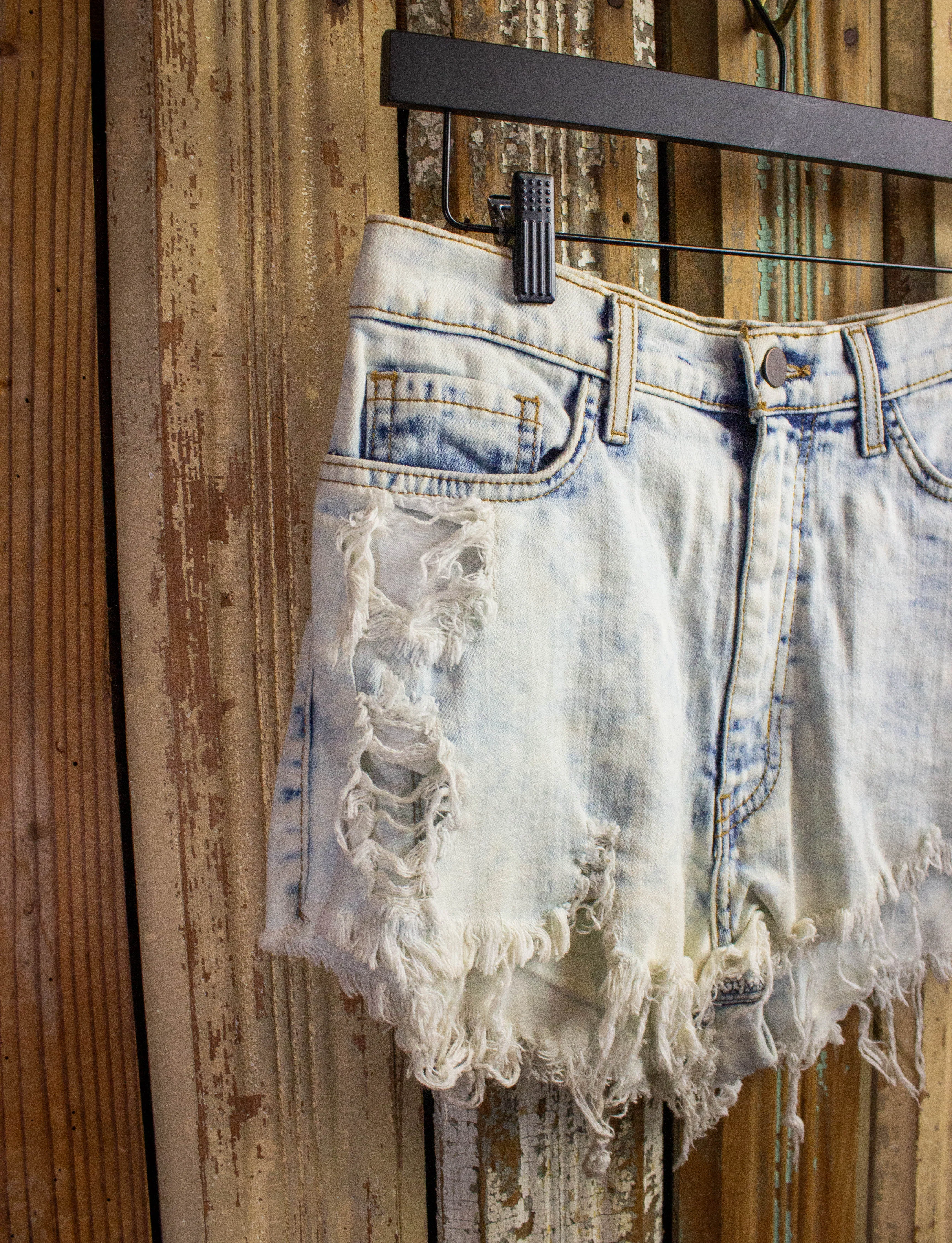 Vintage Necessary Studded Cut Off Denim Shorts Acid Wash 29w